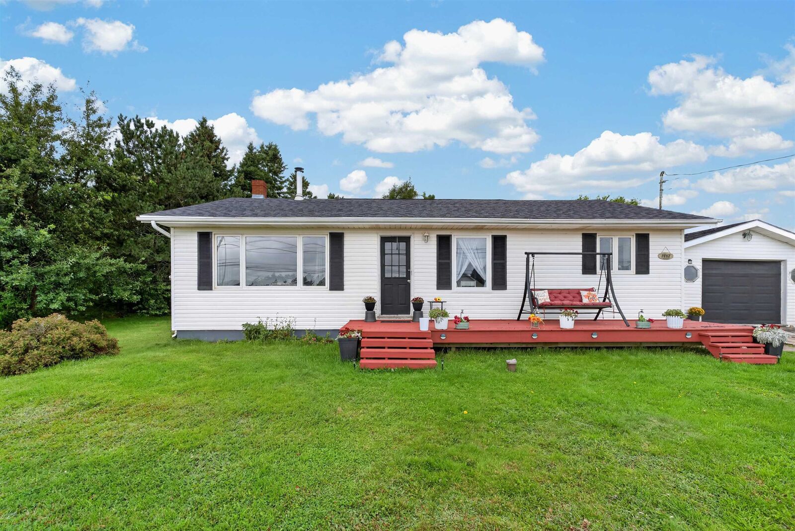 Property Photo: 1442 Dog River Road PE C0A 1H3