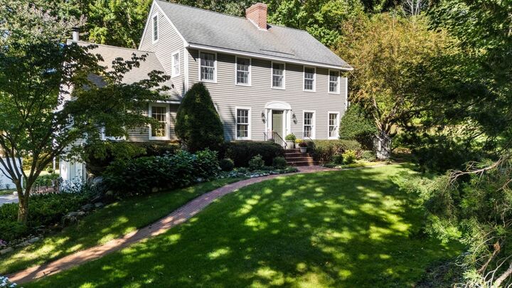 Property Photo:  45 Corinthian Dr  NH 03079 