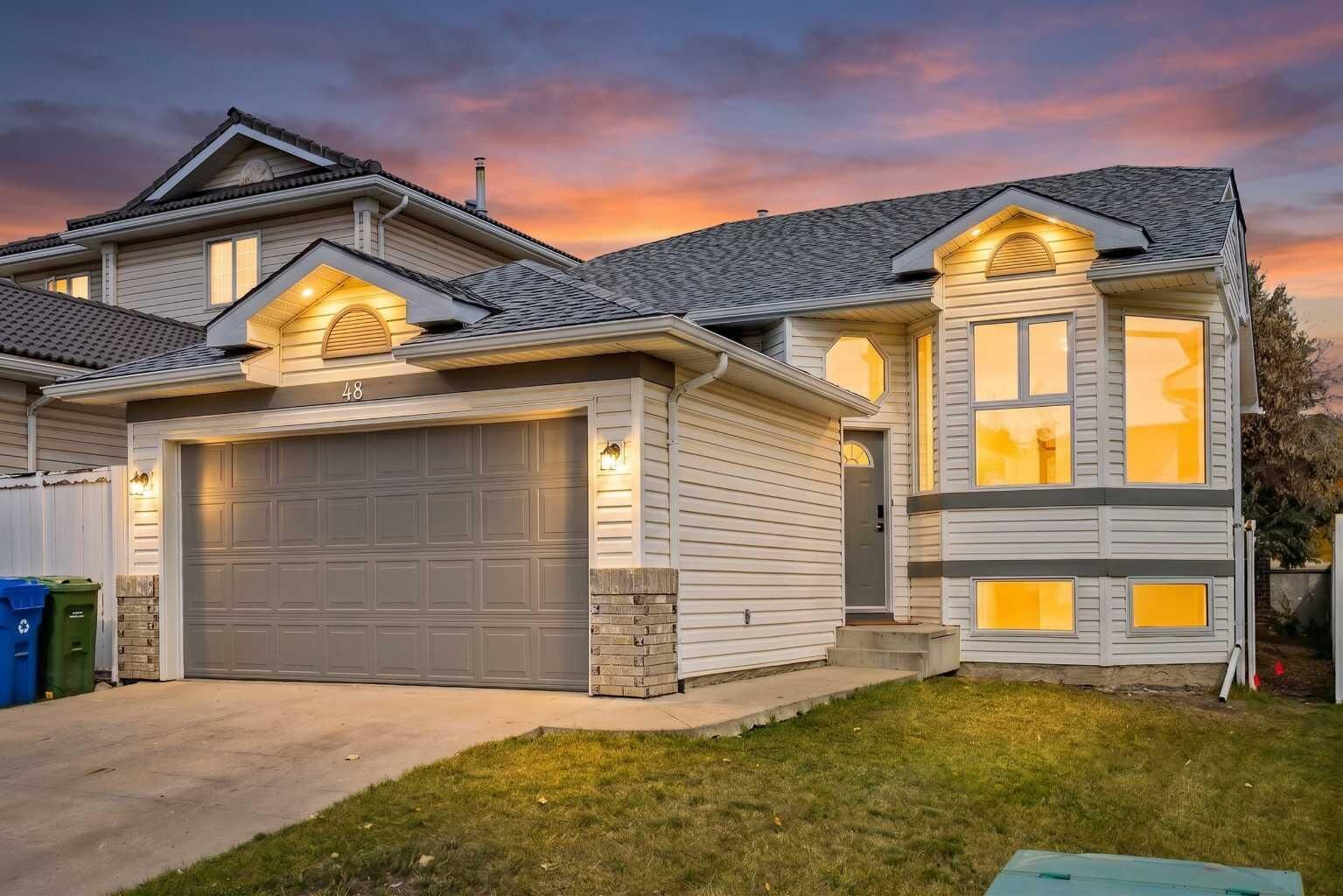 Photo de la propriété: 48 Arbour Wood Place NW AB T3G 4A7