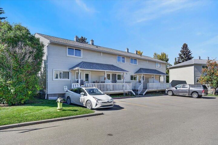 Photo de la propriété: 262 Killarney Glen Court SW AB T3E 2P3