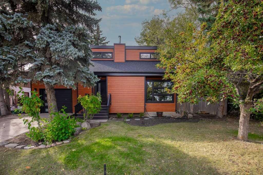 Property Photo:  130 Westview Drive  AB T4S 1H5 