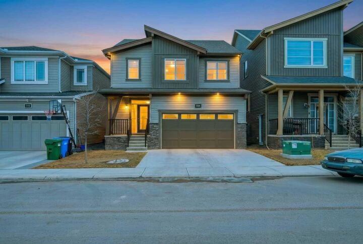Property Photo:  228 Carringham Road NW  AB T3J 1V4 