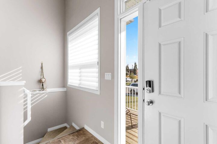 Property Photo:  20 Radcliff Way  AB T4S 0K1 