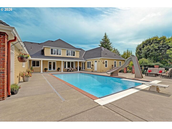 Property Photo:  14564 NW Oak Shadow Ct  OR 97229 