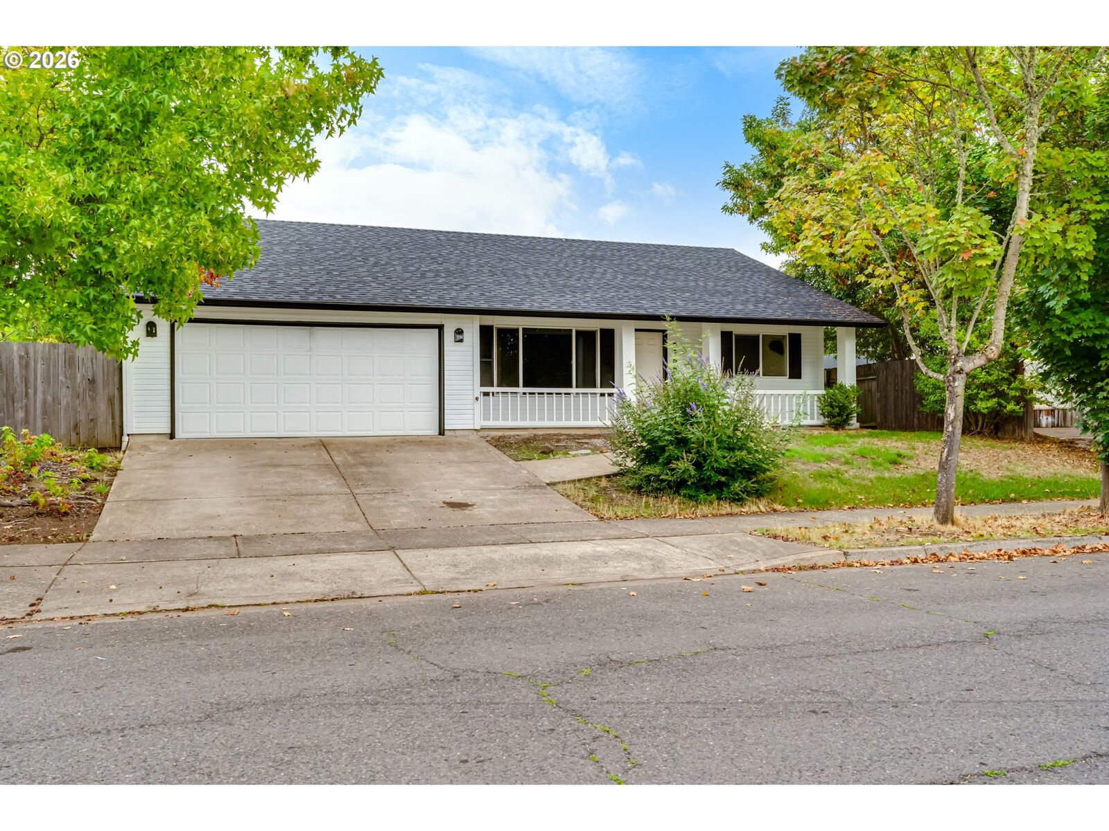 Property Photo:  5255 Donohoe Ave  OR 97402 