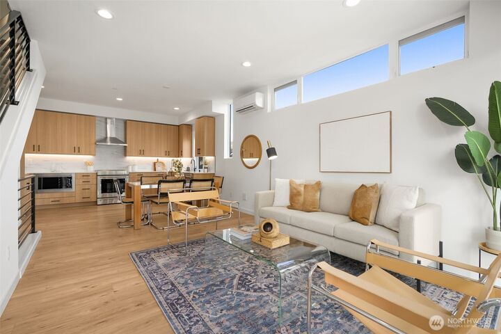 Property Photo: 4408 A 50th Avenue S WA 98118