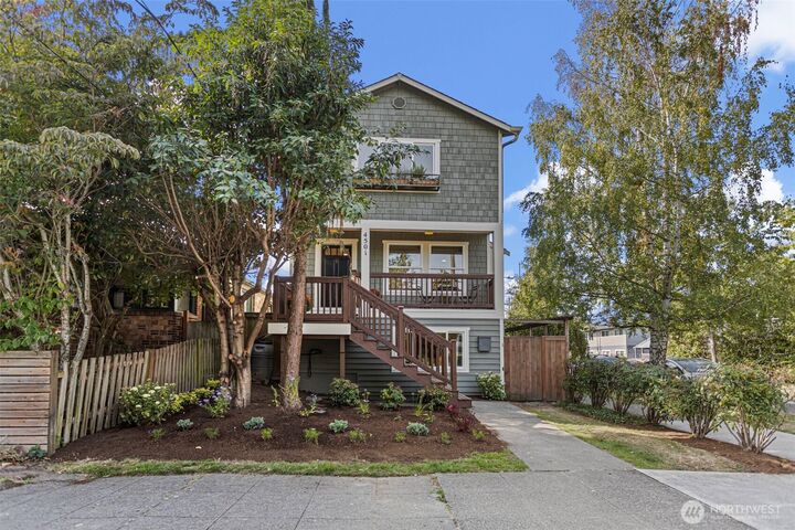Property Photo: 4501 39th Avenue S WA 98118