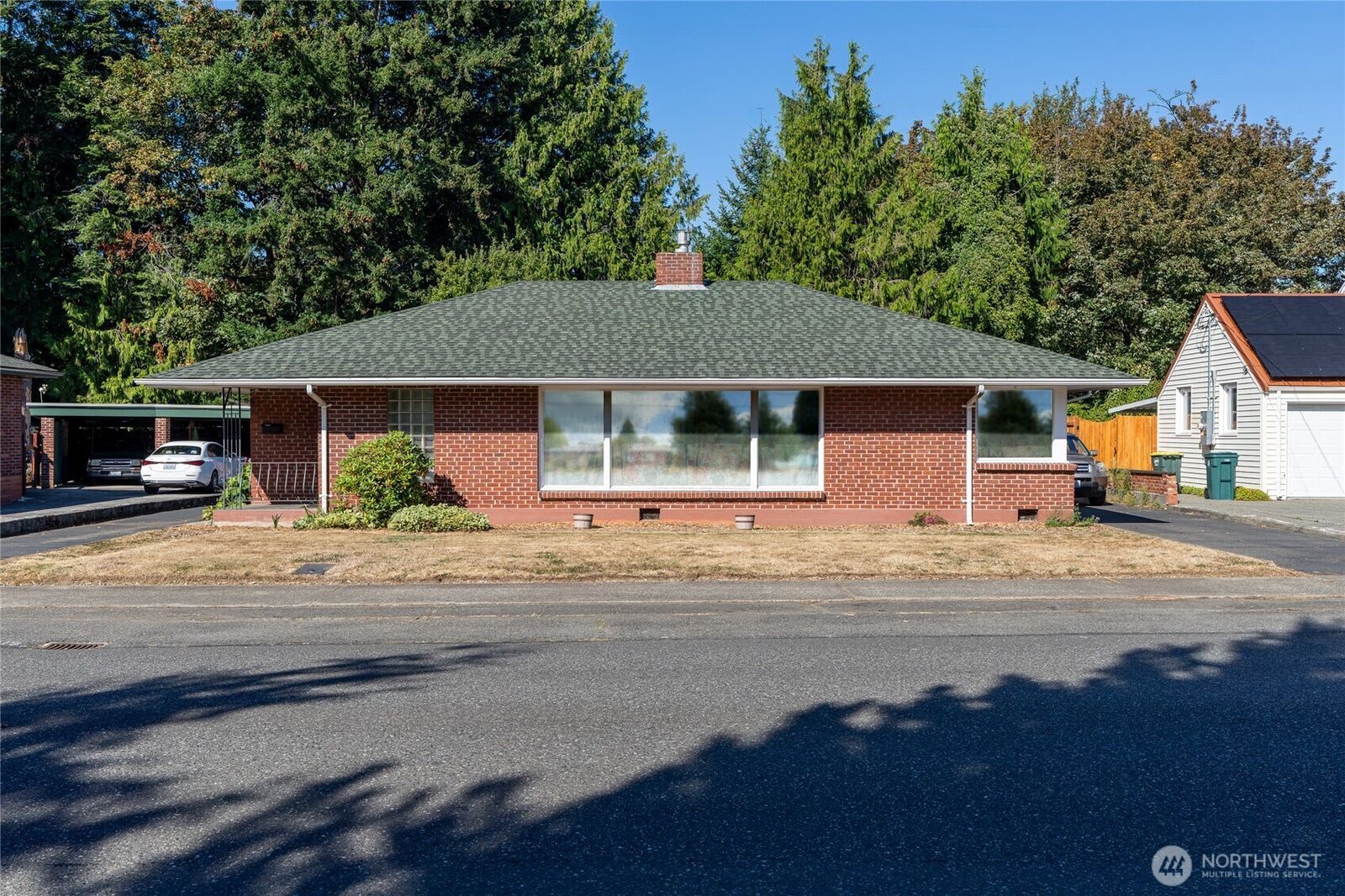Property Photo: 3017 Lynn Street WA 98225
