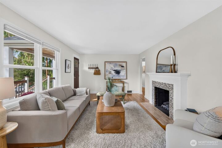 Property Photo: 7726 30th Avenue NE WA 98115