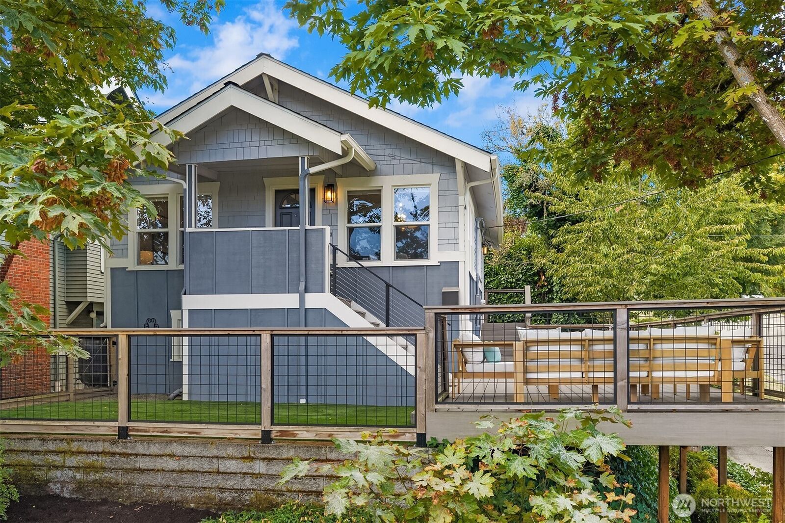 Property Photo:  1633  27th Avenue  WA 98122 