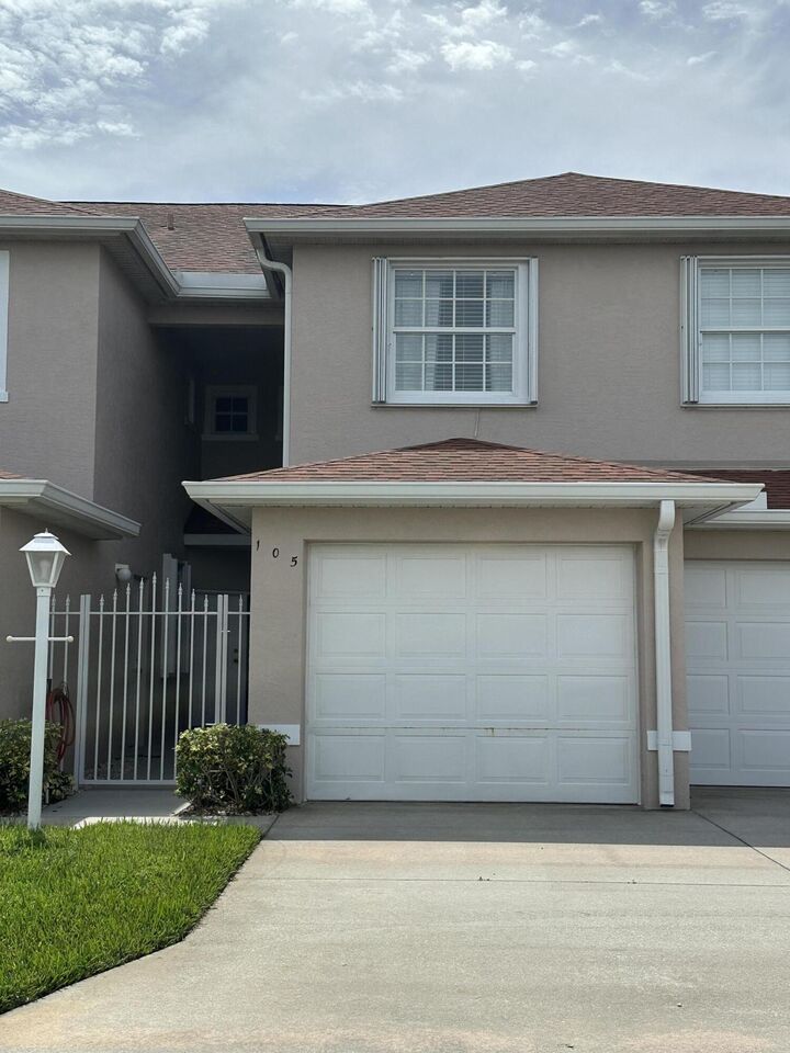 Property Photo:  255 Grand Royale Circle 105  FL 32962 