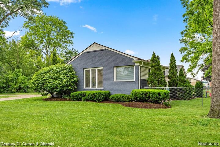 Property Photo: 29118 Clarita Street MI 48152