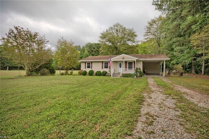 Property Photo: 8482 Broad Marsh Ln VA 23072