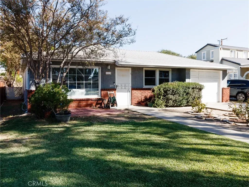 Property Photo:  1227 Grove  CA 92831 