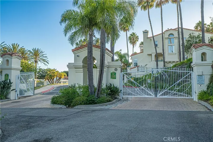 Property Photo:  6473 Zuma View  CA 90265 