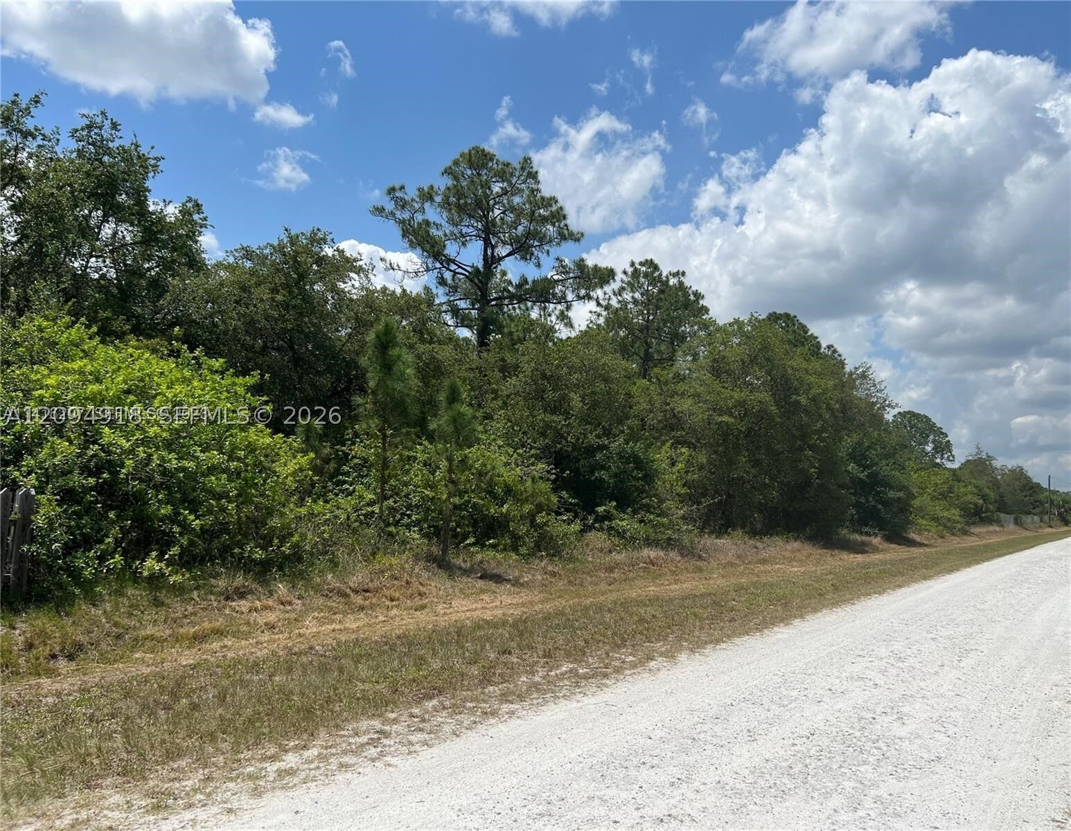 Property Photo: 470 N Isora FL 33440