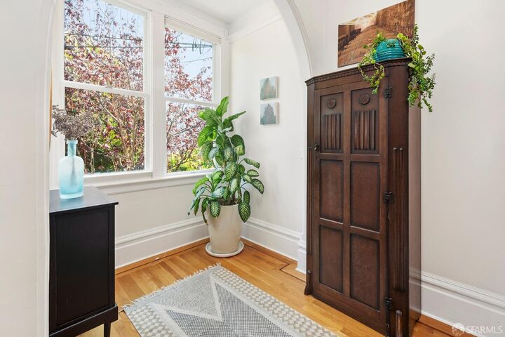 Property Photo:  141 2nd Avenue  CA 94118 