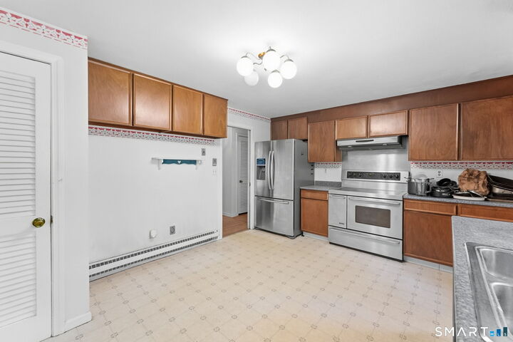 Property Photo:  14 Buckboard Lane  CT 06447 