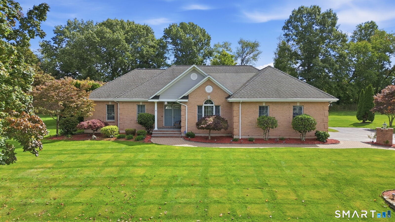 Property Photo:  35 Gilbert Lane  CT 06074 