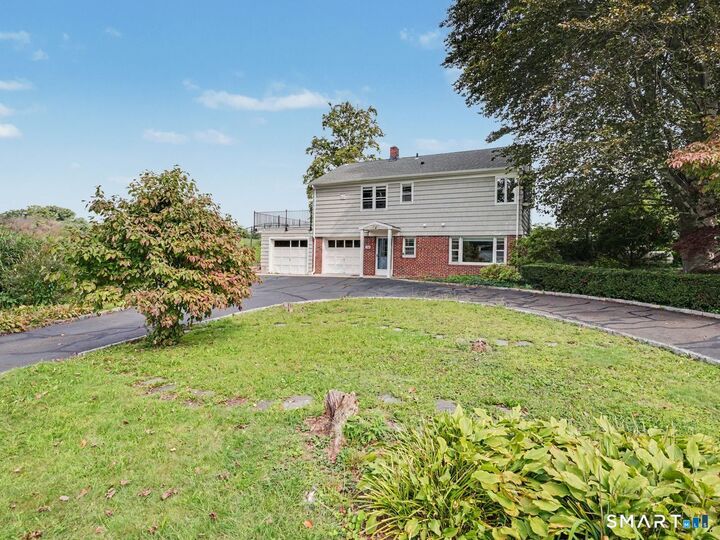 Property Photo:  100 Lakeshore Terrace  CT 06606 