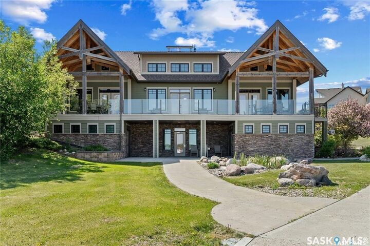 Property Photo:  44 Mihr Way  SK S0G 4L0 