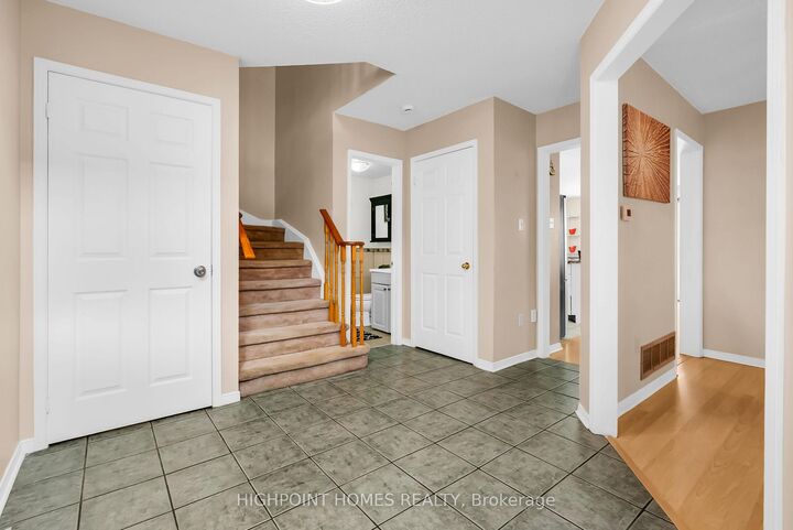 Photo de la propriété: 1474 Major Oaks Road ON L1X 2N6