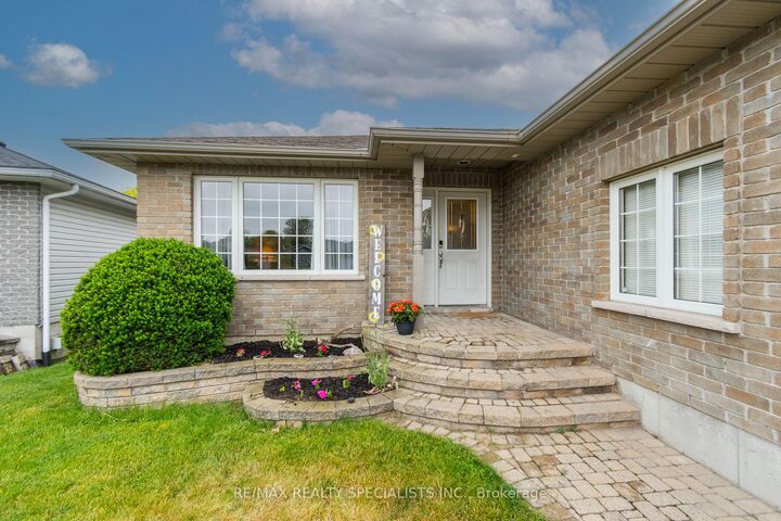Property Photo:  20 Stonegate Crescent  ON K0K 2C0 