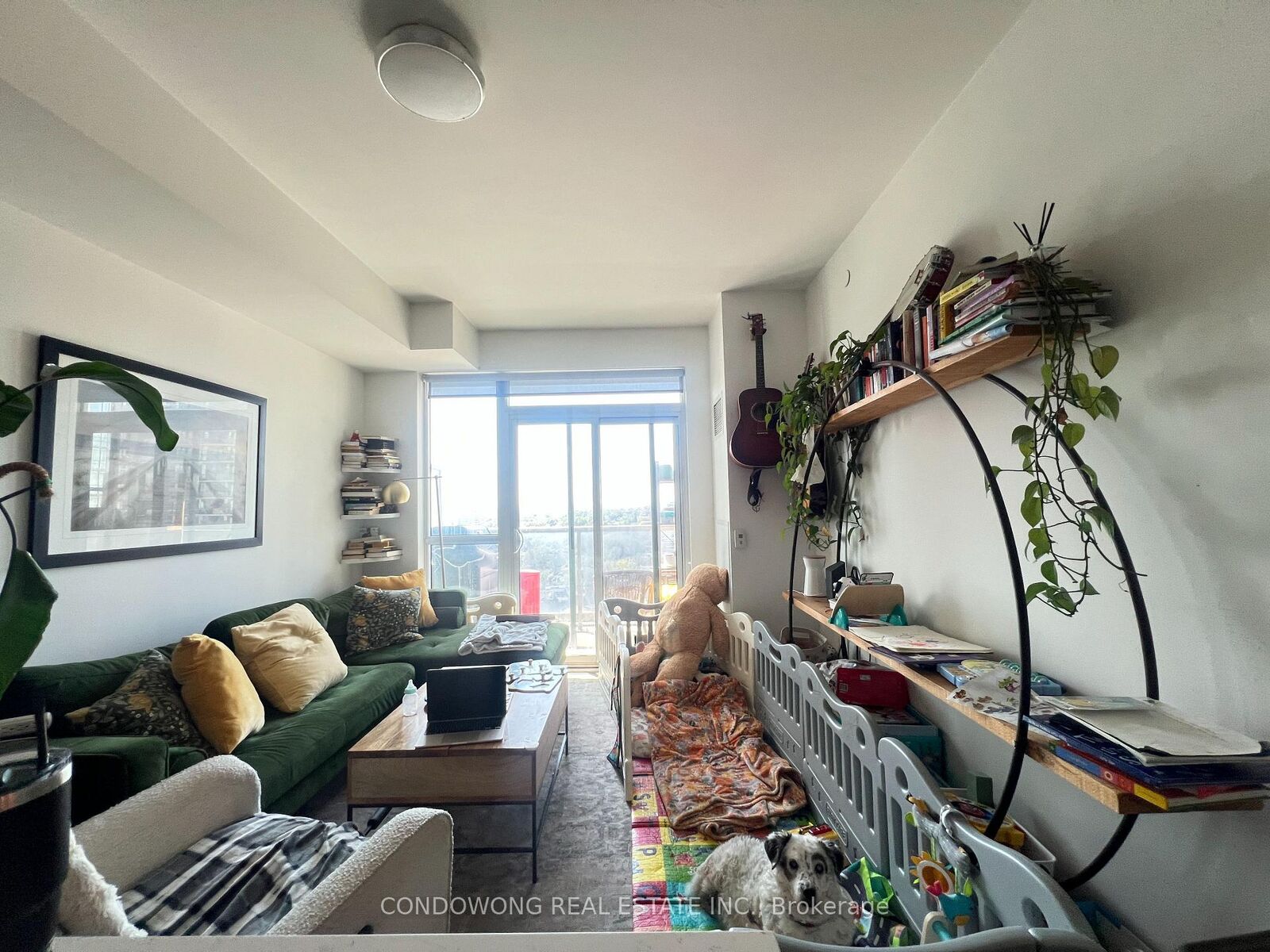 Photo de la propriété:  501 St Clair Avenue W 1108  ON M5P 0A2 