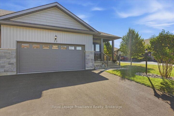 Property Photo:  73 Dorchester Drive  ON K0K 3L0 