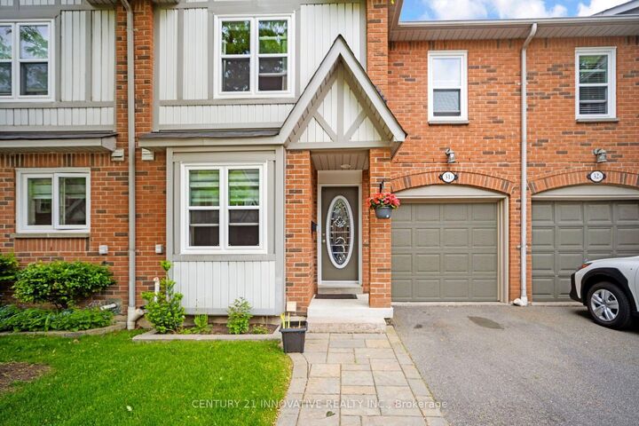 Property Photo:  5865 Dalebrook Crescent 31B  ON L5M 5X1 