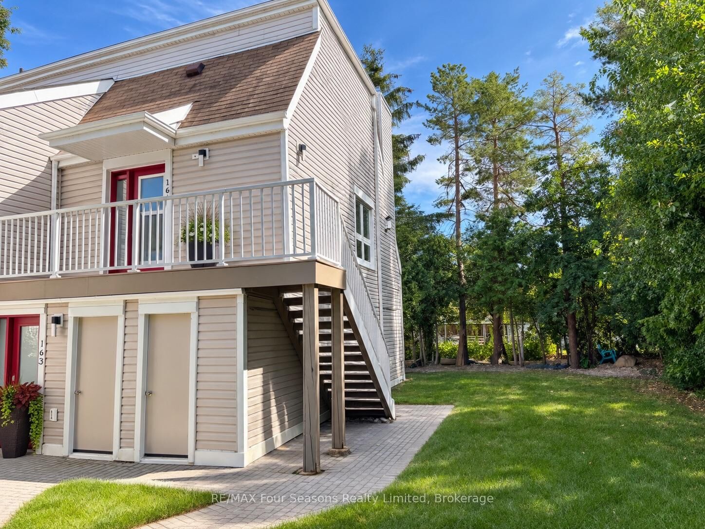 Property Photo:  51 Trott Boulevard 164  ON L9Y 5B8 
