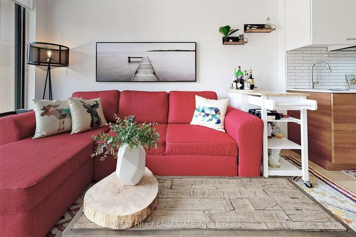 Property Photo:  120 Carrick Trail 109  ON P1P 0B6 