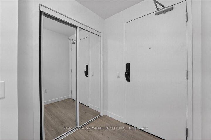 Property Photo:  461 Green Road 718  ON L8E 0L5 