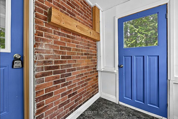 Photo de la propriété: 210 Centennial Drive ON L4R 5H9