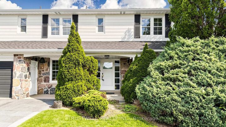 Photo de la propriété: 23 Shawfield Crescent ON M3A 1R9