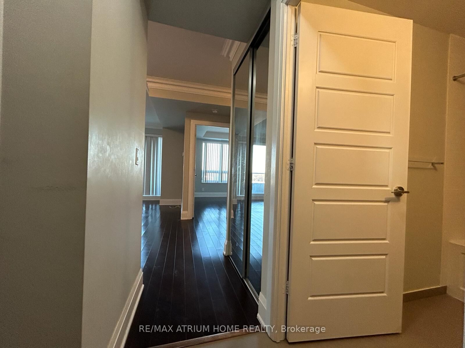 Photo de la propriété:  8228 Birchmount Road Rg23  ON L3R 1A6 