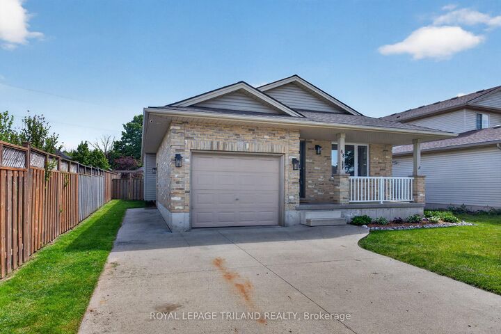 Photo de la propriété:  48 Cottonwood Drive  ON N5P 4M7 