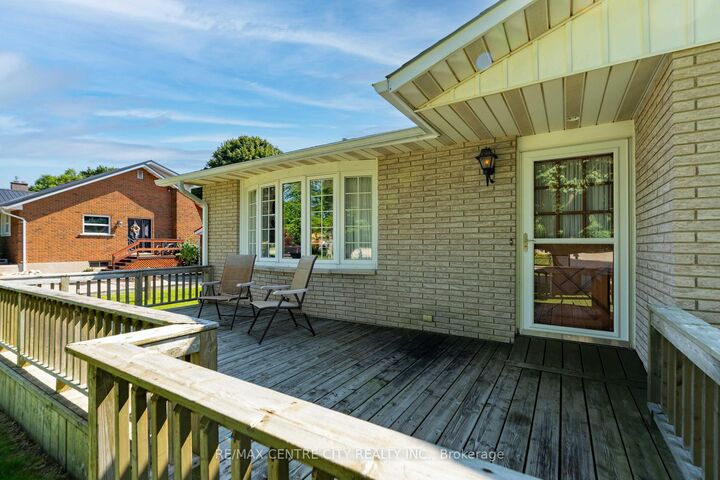 Property Photo: 8114 Sandytown Road ON N0J 1Y0