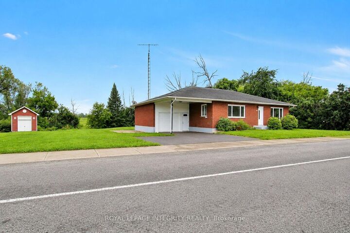 Property Photo:  2170 Lajoie Street  ON K0B 1J0 