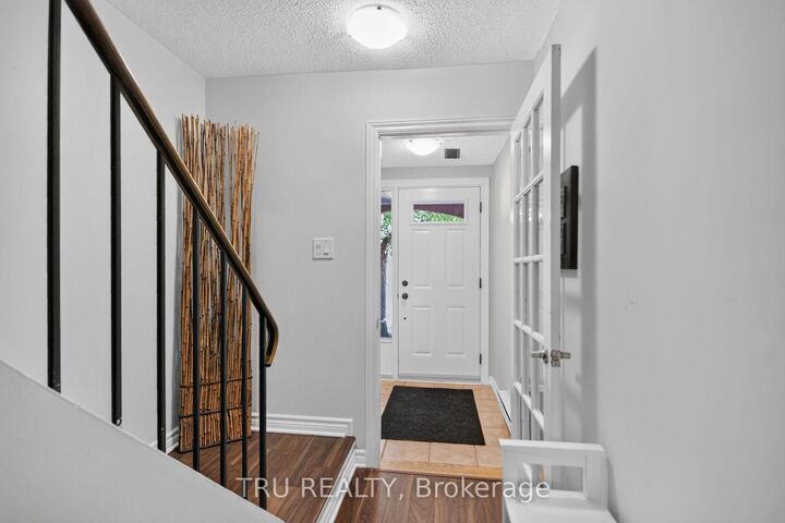 Property Photo: 50 Lightfoot Place 90 ON K2L 3M2
