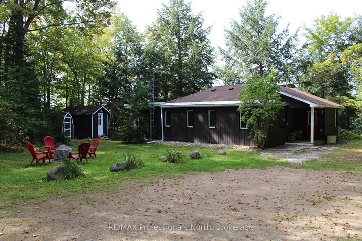 Photo de la propriété: 1813 Kashagawigamog Lake Road ON K0M 2K0