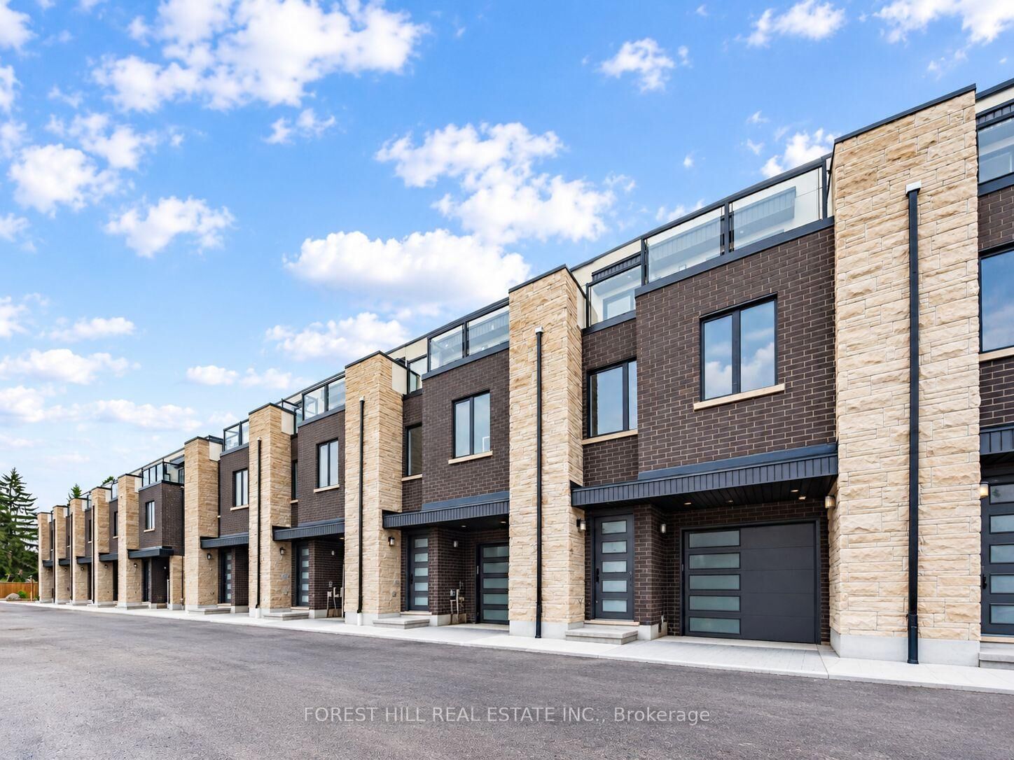 Photo de la propriété:  3 Cranswick Lane  ON L1S 0H8 