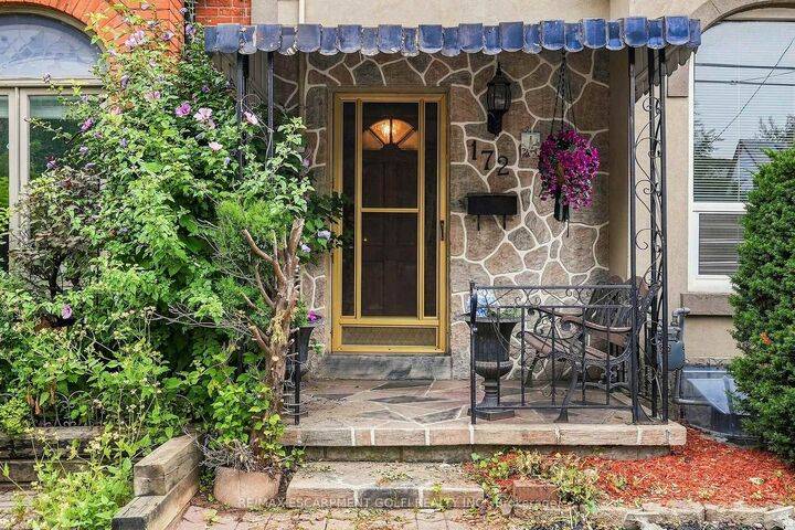 Property Photo:  172 Market Street  ON L8R 1N9 