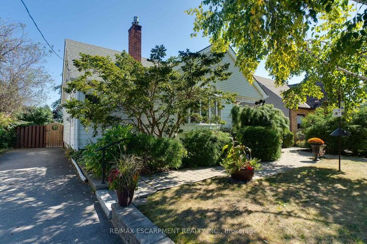Property Photo:  12 Don Street  ON L9H 4N9 