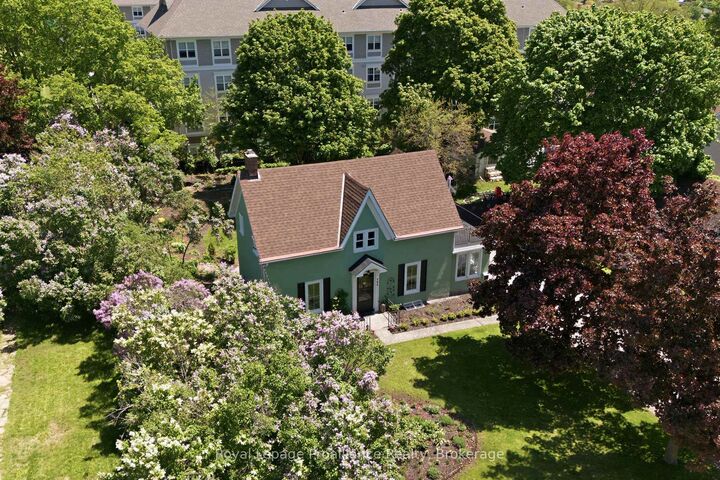 Property Photo: 195 Maclellan Avenue ON K8V 5J5