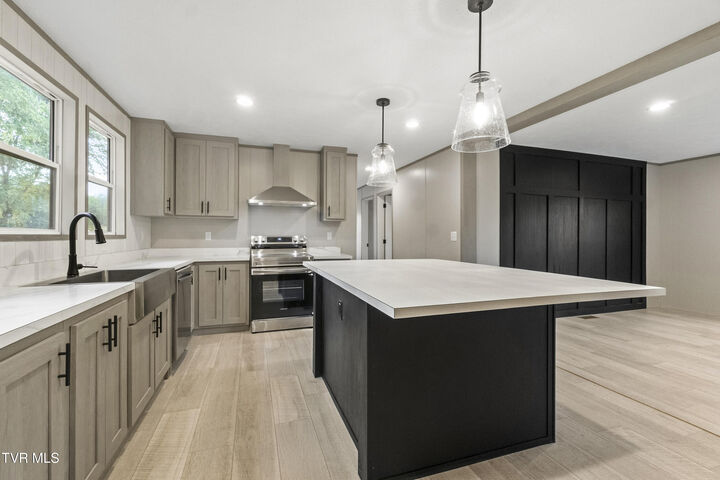 Property Photo: 575 McDonald Road TN 37809