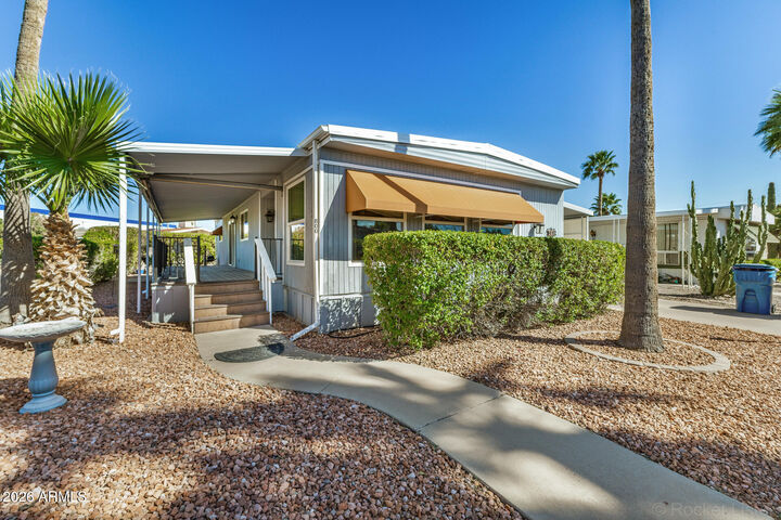 Property Photo: 2650 W Union Hills Drive 800 AZ 85027