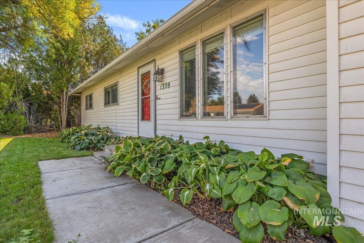 Property Photo:  1339 W Carlton St  ID 83642 