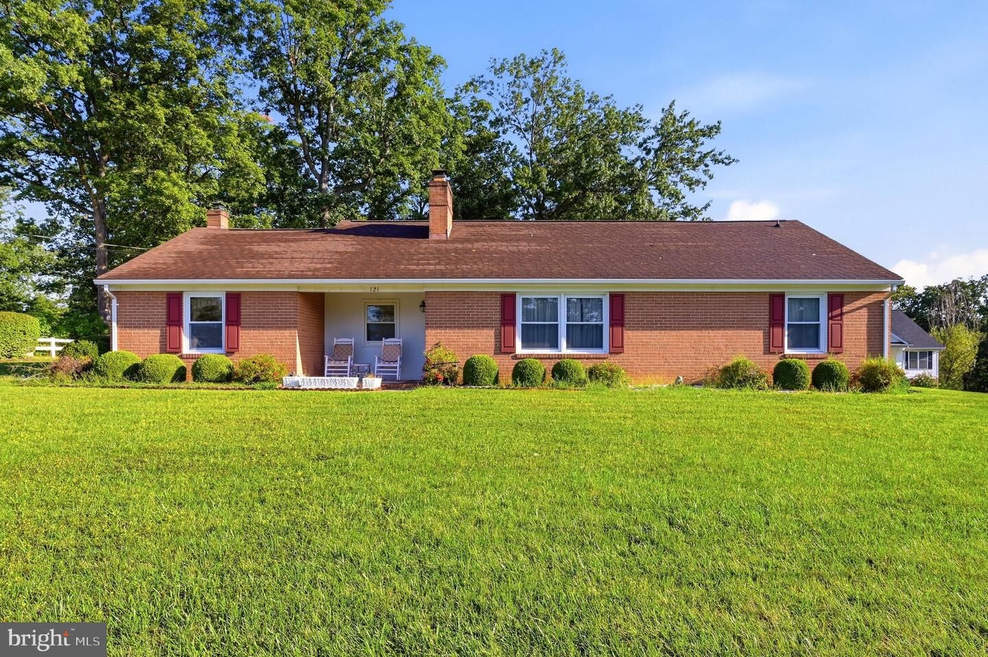 Property Photo:  121 Elmwood Road  VA 22602 