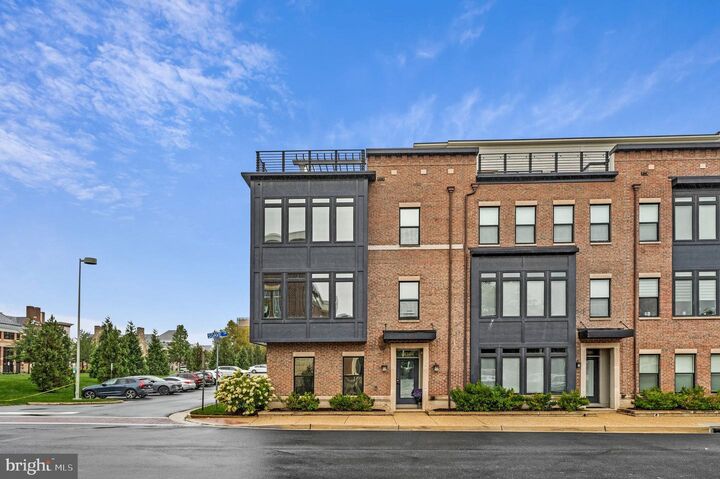 Property Photo:  42384 Soave Drive  VA 20148 